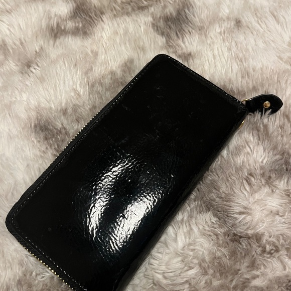 Tory Burch Patent leather zip wallet - Picture 2 of 4